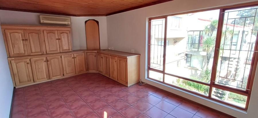 To Let 3 Bedroom Property for Rent in Hospitaalheuwel Free State